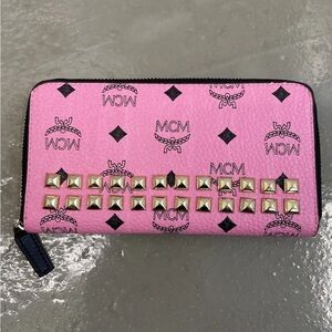Mcm pink wallet